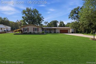 4474 Cedardale Lane, Flushing, MI 48433