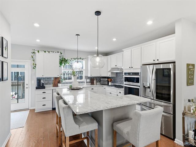 227 N Sydney Court, Plymouth, MI 48170