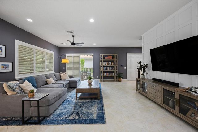 8181 Butler Greenwood Drive, West Palm Beach, FL 33411