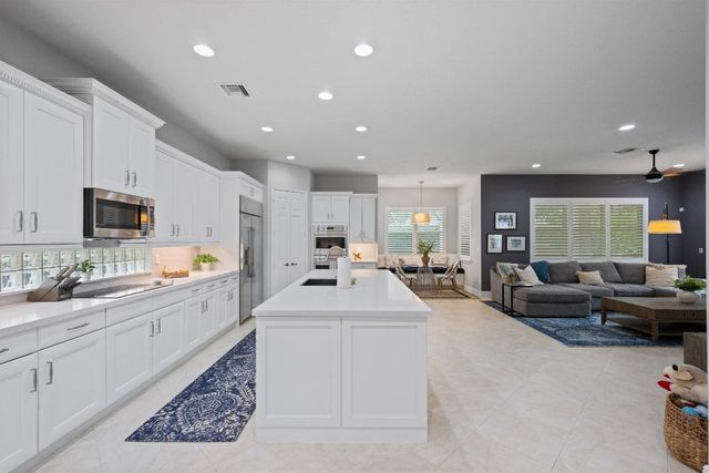 8181 Butler Greenwood Drive, West Palm Beach, FL 33411