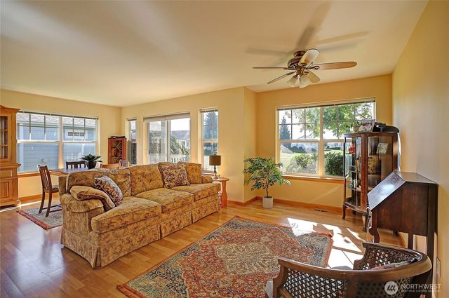 1032 Cypress Court, Burlington, WA 98233