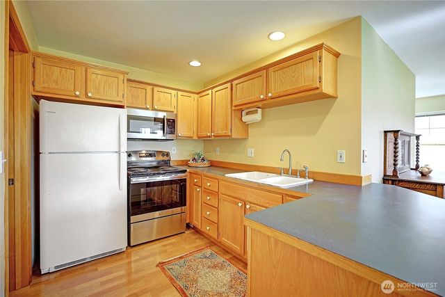 1032 Cypress Court, Burlington, WA 98233