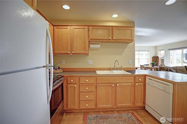 1032 Cypress Court, Burlington, WA 98233