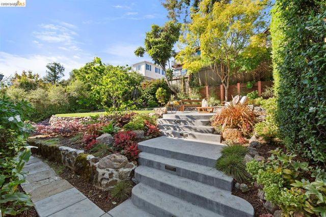 2031 Los Angeles Ave, Berkeley, CA 94707