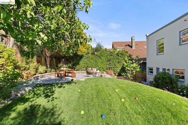 2031 Los Angeles Ave, Berkeley, CA 94707