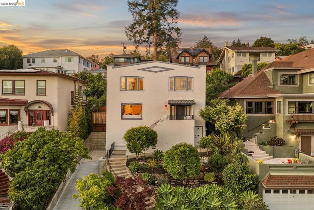 2031 Los Angeles Ave, Berkeley, CA 94707