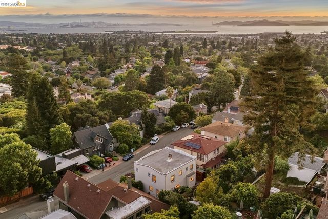 2031 Los Angeles Ave, Berkeley, CA 94707