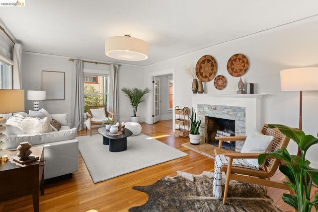 2031 Los Angeles Ave, Berkeley, CA 94707