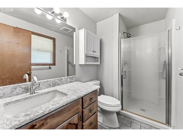 16792 S PAM Dr, Oregon City, OR 97045