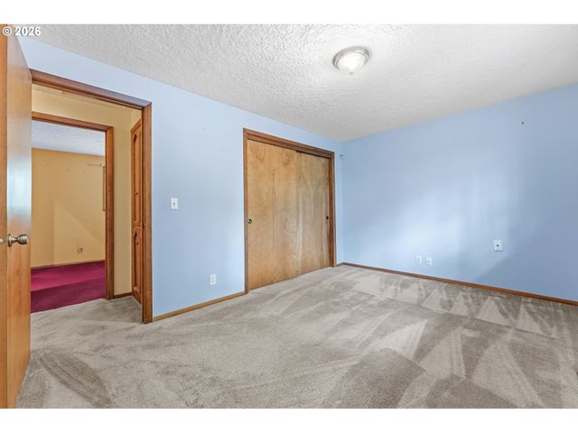16792 S PAM Dr, Oregon City, OR 97045