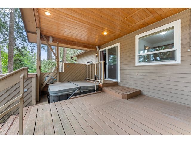 16792 S PAM Dr, Oregon City, OR 97045