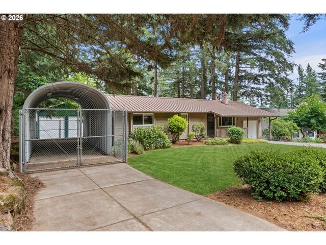 16792 S PAM Dr, Oregon City, OR 97045