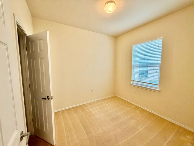 316 Crockett LOOP, Georgetown, TX 78633