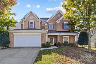 10605 Bere Island Drive, Charlotte, NC 28278