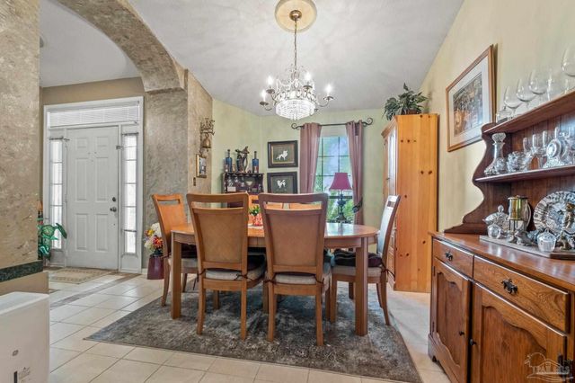 6136 Arnies Way, Milton, FL 32570