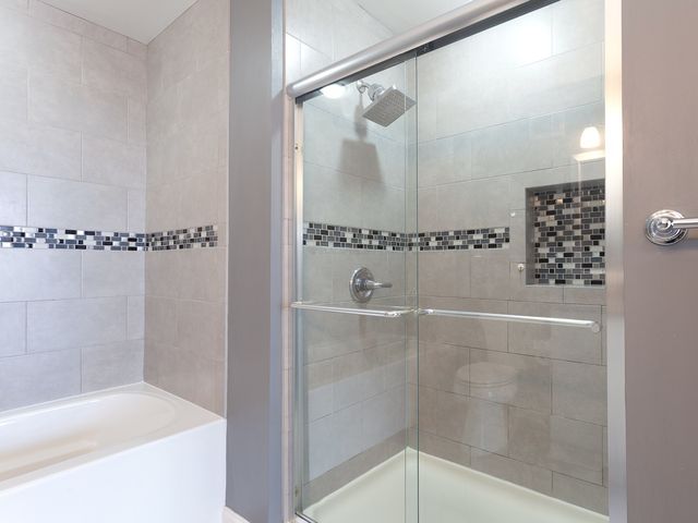330 N JEFFERSON Street 801, Chicago, IL 60661