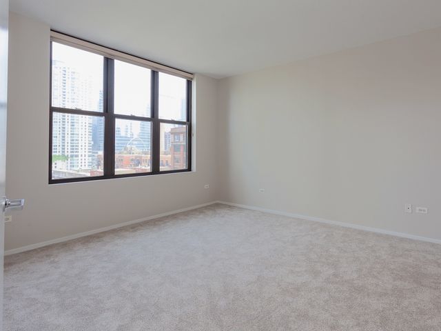 330 N JEFFERSON Street 801, Chicago, IL 60661
