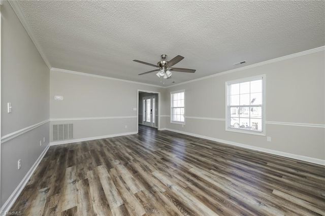 4406 Garden Club Street, High Point, NC 27265