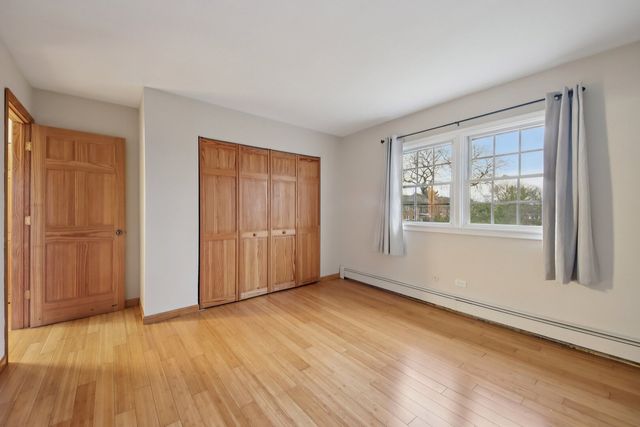 2419 Ogden Avenue 9, Downers Grove, IL 60515