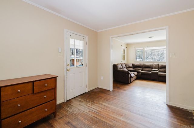 5 Roane Circle, Little Rock, AR 72204