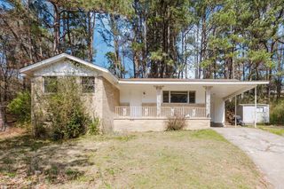 5 Roane Circle, Little Rock, AR 72204