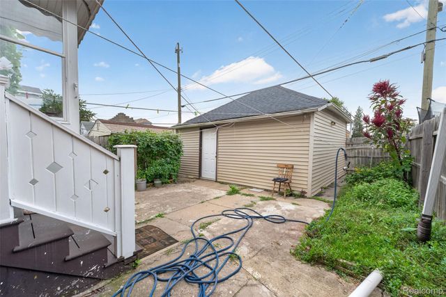 2317 Neibel Street, Hamtramck, MI 48212