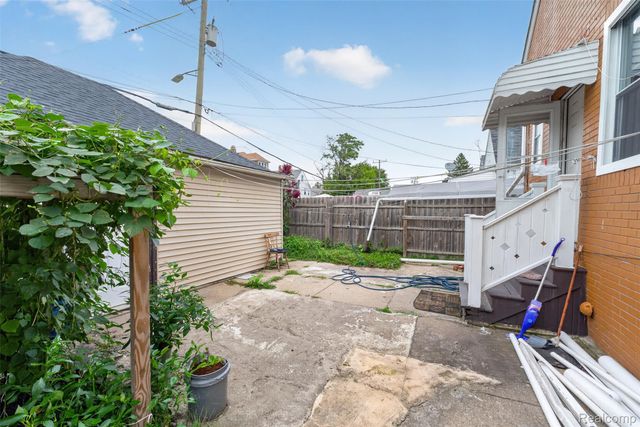 2317 Neibel Street, Hamtramck, MI 48212