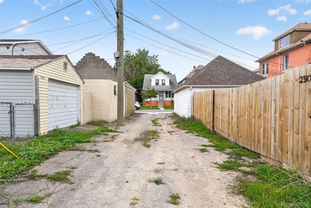 2317 Neibel Street, Hamtramck, MI 48212