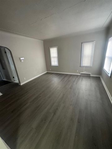 12123 Asbury, Detroit, MI 48227