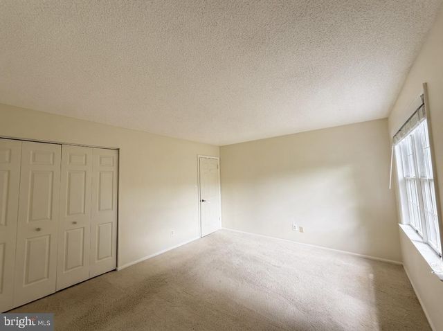 5 HUNTERS CT, Lutherville Timonium, MD 21093