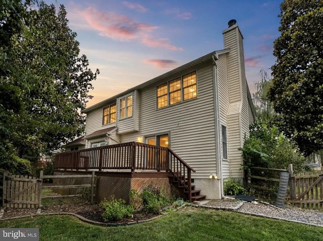 5 HUNTERS CT, Lutherville Timonium, MD 21093