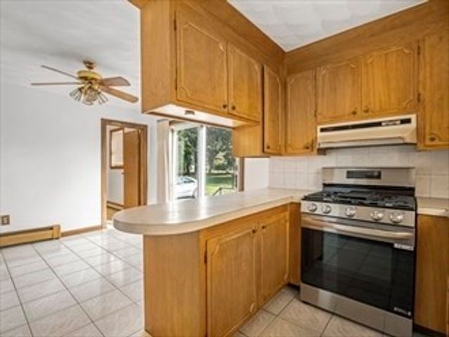 8 Bradford 1, Taunton, MA 02780