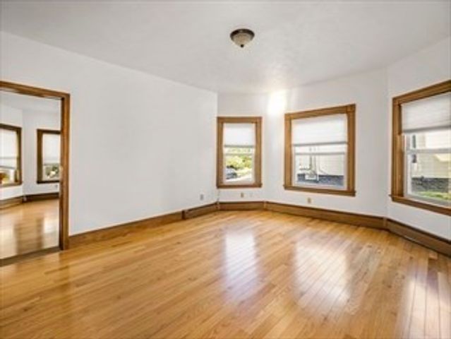 8 Bradford 1, Taunton, MA 02780
