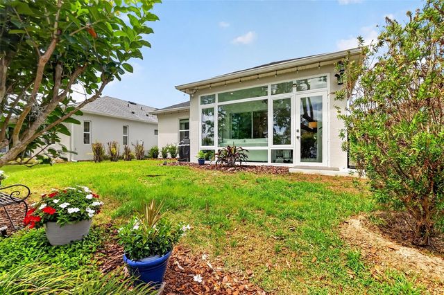 8228 BRIDGEPORT BAY CIRCLE, Mount Dora, FL 32757
