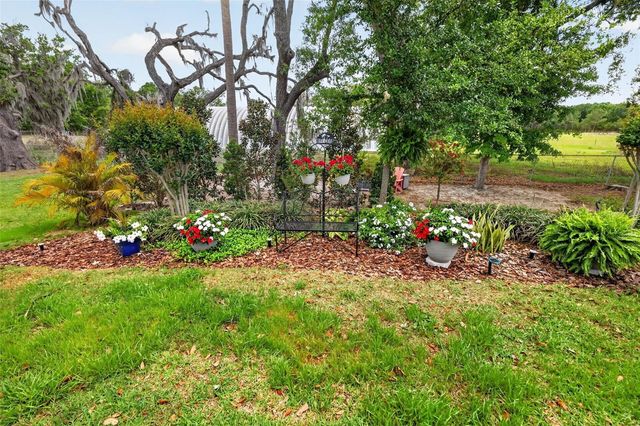 8228 BRIDGEPORT BAY CIRCLE, Mount Dora, FL 32757