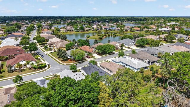 8228 BRIDGEPORT BAY CIRCLE, Mount Dora, FL 32757