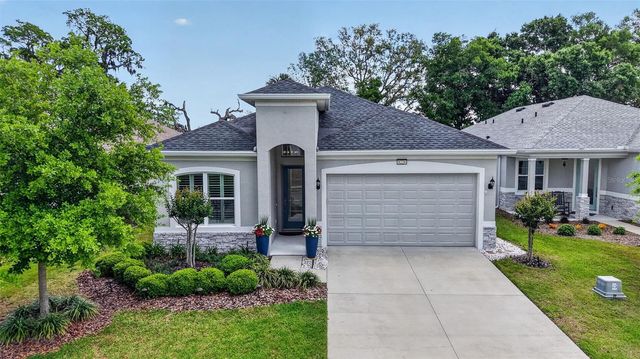 8228 BRIDGEPORT BAY CIRCLE, Mount Dora, FL 32757