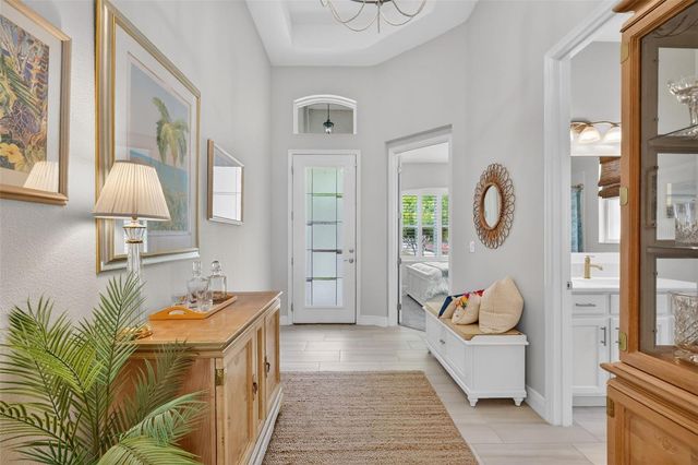 8228 BRIDGEPORT BAY CIRCLE, Mount Dora, FL 32757