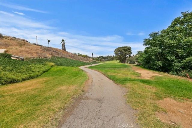 7811 Big Rock Drive, Jurupa Valley, CA 92509