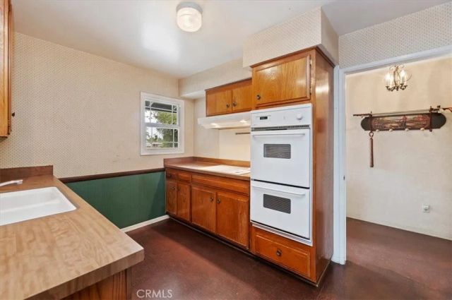 7811 Big Rock Drive, Jurupa Valley, CA 92509