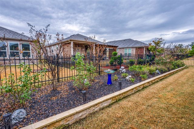 824 Habitat Trail, Mckinney, TX 75071