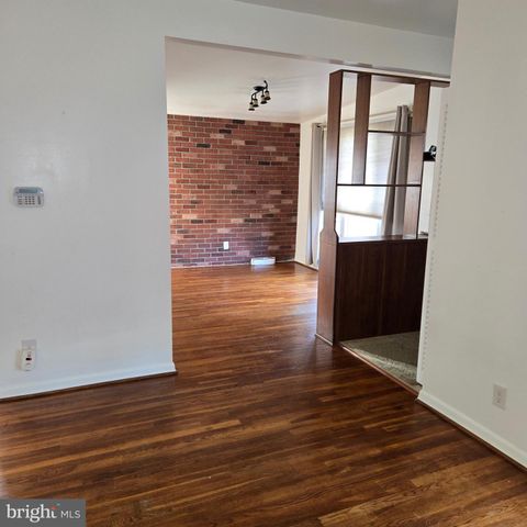 6624 CHIPPEWA DR, Baltimore, MD 21209