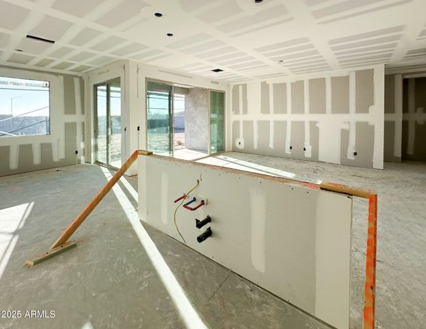 7727 W SADDLEHORN Road, Peoria, AZ 85383