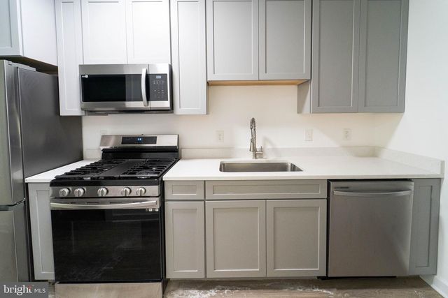 1500 V ST SE #2, Washington, DC 20020