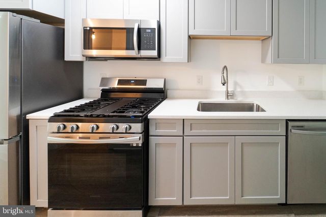 1500 V ST SE #2, Washington, DC 20020