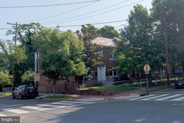 1500 V ST SE #2, Washington, DC 20020