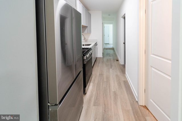 1500 V ST SE #2, Washington, DC 20020