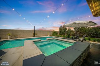 227 Hammersmith Drive, Bakersfield, CA 93314