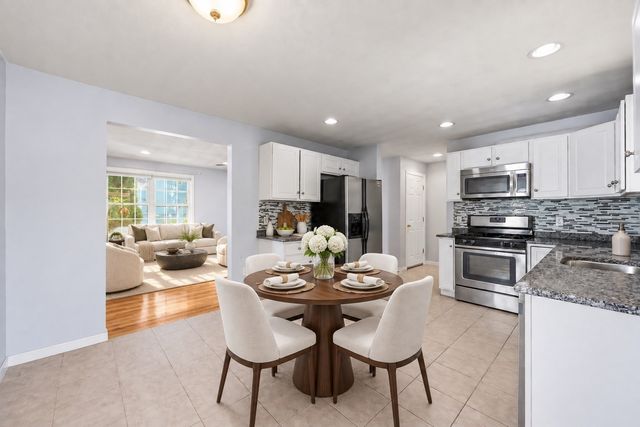 118 Granville Ave 118, Malden, MA 02148