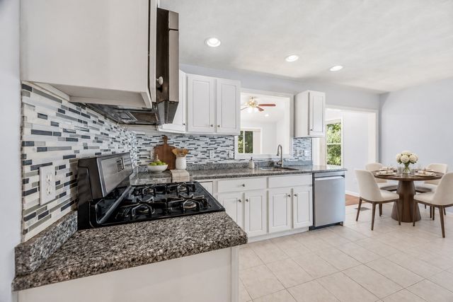 118 Granville Ave 118, Malden, MA 02148